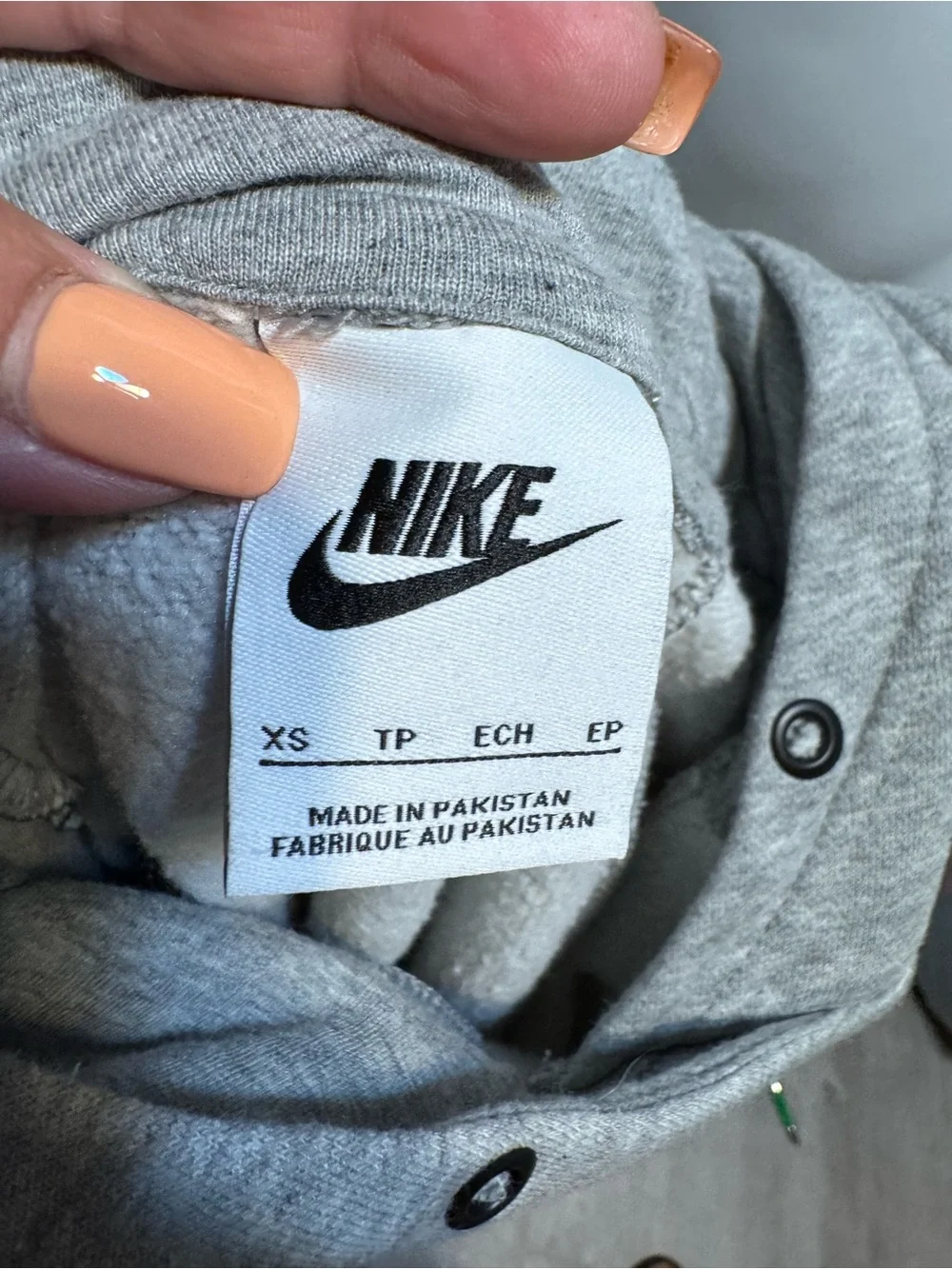 Nike Women’s Light Gray Pullover Hoodie with White Logo - Picture 4 of 5